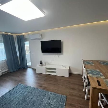 Familienwohnung Neben Dem See,Messe Und Europapark Оффенбург Екстер'єр фото